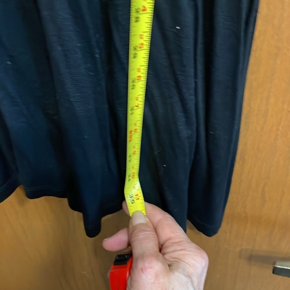 Light weight black dress. Great for travel. Worn once. - Picture 4 of 5